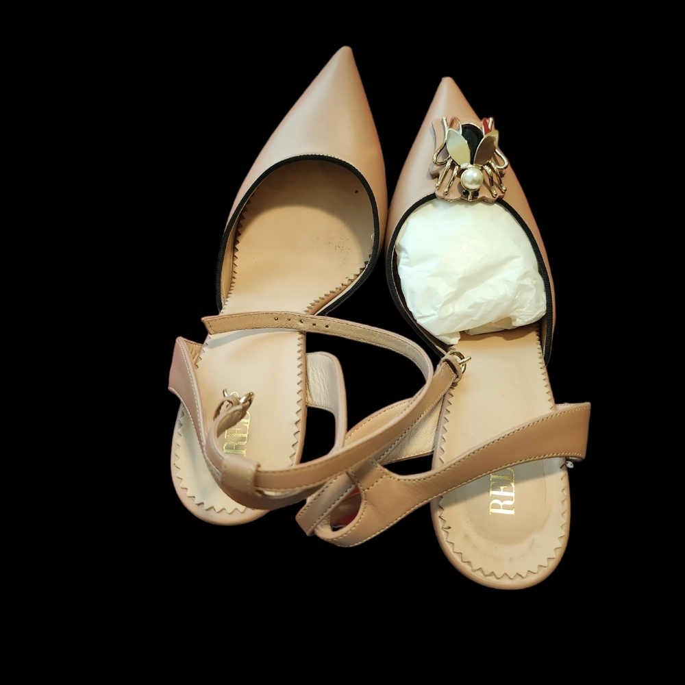 Valentino Garavani- Nudeish pink